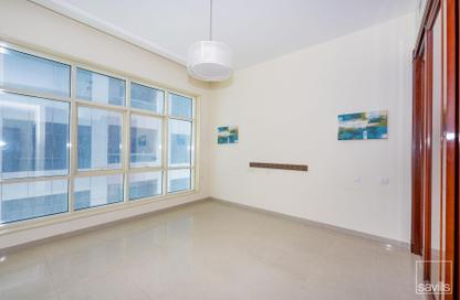 Apartment - 2 - 2 for rent in Al Bandary Tower A - Al Bandary Twin Towers - Al Khan - Sharjah