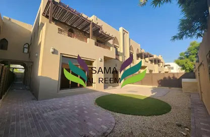 Villa - 4 Bedrooms - 5 Bathrooms for rent in Jumeirah 3 Villas - Jumeirah 3 - Jumeirah - Dubai