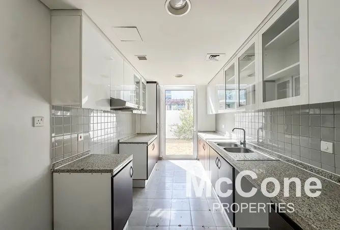 151944933 - Property Image 3