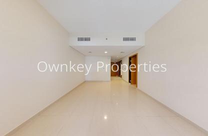 Apartment - 1 - 2 for rent in Golden Sands 14 - Al Mankhool - Bur Dubai - Dubai