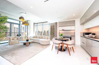 Apartment - 3 Bedrooms - 3 Bathrooms for sale in Marina Vista Tower 2 - Marina Vista - EMAAR Beachfront - Dubai Harbour - Dubai