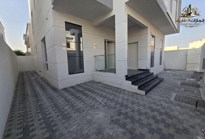 136998077 - Property Image 3