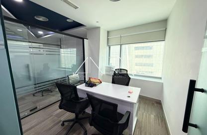 Office Space - 4 Bedrooms - 1 Bathroom for rent in Iris Bay - Business Bay - Dubai