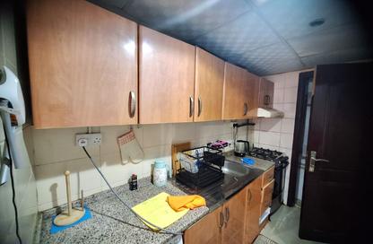 Apartment - Studio - 1 for rent in Capital Tower - Al Wahda - Sharjah Apartment - Studio - 1 for rent in Capital Tower - Al Wahda - Sharjah