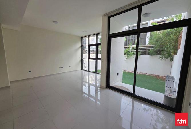 77393229 - Property Main Image