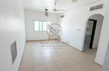 Apartment - 1 - 2 for rent in Al Qulaya'ah - Al Sharq - Sharjah Apartment - 1 - 2 for rent in Al Qulaya'ah - Al Sharq - Sharjah