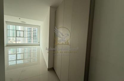 Apartment - 1 - 2 for rent in Al Khan Corniche - Al Khan - Sharjah Apartment - 1 - 2 for rent in Al Khan Corniche - Al Khan - Sharjah