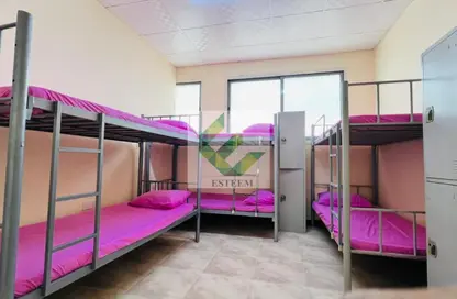 Labor Camp - Studio for rent in M-33 - Mussafah Industrial Area - Mussafah - Abu Dhabi