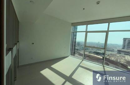 Apartment - 3 Bedrooms - 3 Bathrooms for rent in Park Gate Residences - Al Kifaf - Bur Dubai - Dubai