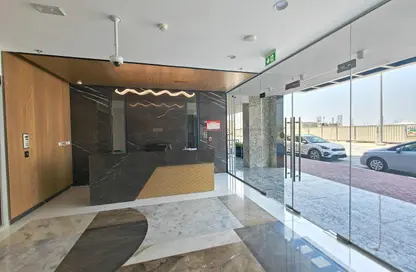 شقة - 2 غرف نوم - 3 حمامات للايجار في ويتبي ريزيدنسز 1 - حدائق ند الشبا - ند الشبا - دبي