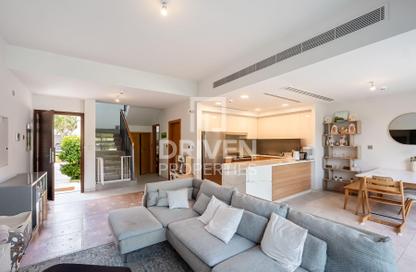 Townhouse - 3 Bedrooms - 4 Bathrooms for sale in La Rosa 4 - La Rosa - Villanova - Dubai