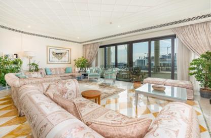 Apartment - 3 Bedrooms - 4 Bathrooms for rent in Palazzo Versace - Culture Village - Dubai