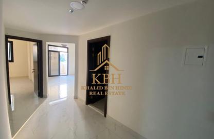 Apartment - 1 Bedroom - 1 Bathroom for rent in AlFalah - Muwaileh Commercial - Sharjah