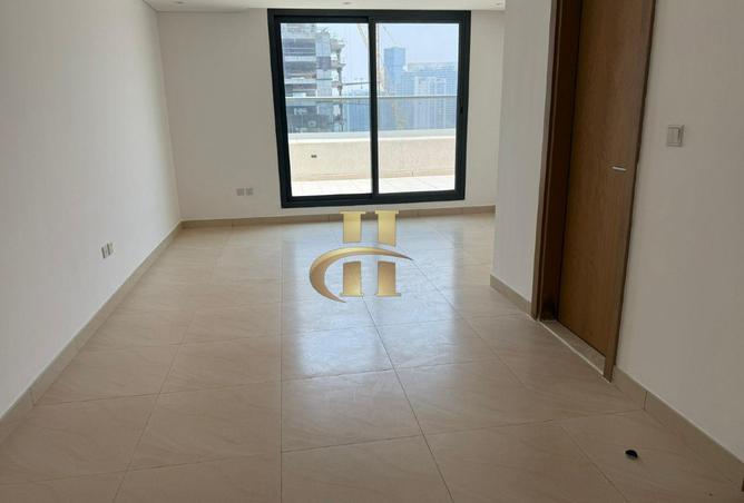 74618641 - صورة العقار 3