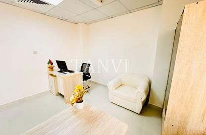 Office Space - Studio - 1 Bathroom for rent in Silver Home Building - Hor Al Anz - Deira - Dubai