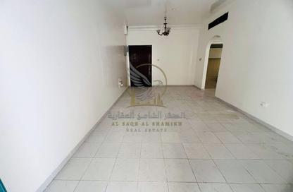 Apartment - 1 - 1 for rent in Al Qulayaa Building - Al Qulaya'ah - Al Sharq - Sharjah