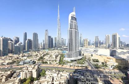 Apartment - 2 Bedrooms - 3 Bathrooms for sale in Burj Royale - Downtown Dubai - Dubai