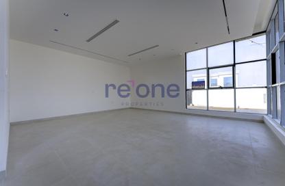 Villa - 5 Bedrooms - 7 Bathrooms for rent in Al Aweer 1 - Al Aweer - Dubai Villa - 5 Bedrooms - 7 Bathrooms for rent in Al Aweer 1 - Al Aweer - Dubai