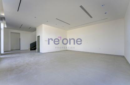 Villa - 5 Bedrooms - 7 Bathrooms for rent in Al Aweer 1 - Al Aweer - Dubai