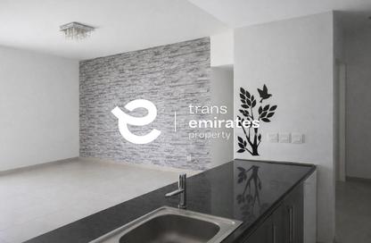 Apartment - 2 Bedrooms - 2 Bathrooms for sale in Tower 45 - Al Reef Downtown - Al Reef - Abu Dhabi