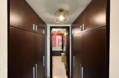 Apartment - 1 Bedroom - 2 Bathrooms for rent in Burooj Views - Marina Square - Al Reem Island - Abu Dhabi