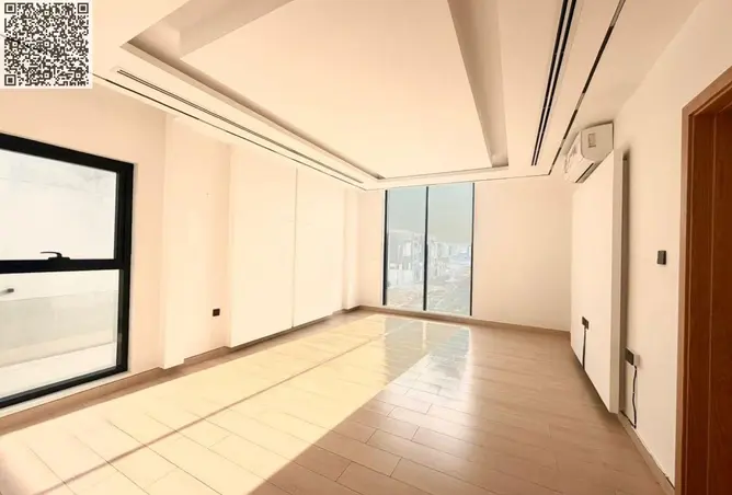 146008567 - Property Image 2