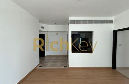 Apartment - 2 Bedrooms - 2 Bathrooms for rent in La Riviera - Dubai Marina - Dubai