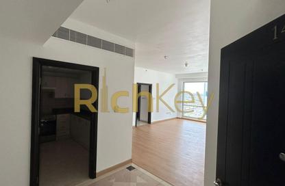 Apartment - 2 Bedrooms - 2 Bathrooms for rent in La Riviera - Dubai Marina - Dubai