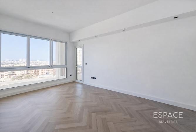 73841211 - Property Image 3