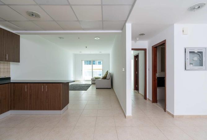 94022115 - Property Main Image
