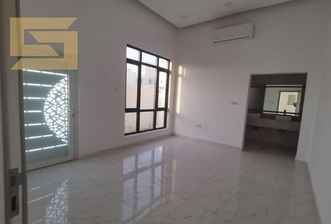 116831176 - Property Image 3