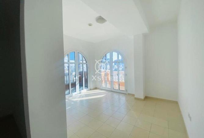 81949259 - صورة العقار 3