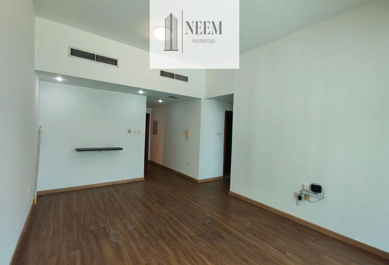 2-BHK | Near Metro | Ready to Move | In Marina photo 5