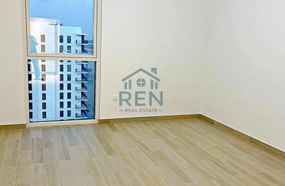 Apartment - 3 - 4 for rent in Waters Edge - Yas Island - Abu Dhabi