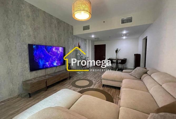 Bedroom | Furnished | Renovated| 3 Parking spaces