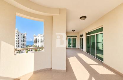 Apartment - 3 - 4 for rent in Al Shahla - Shoreline Apartments - Palm Jumeirah - Dubai