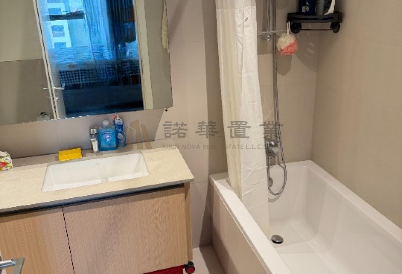 Furnished 2BR | Beachside Living | Prime Location photo 11