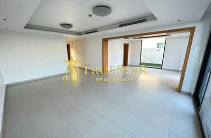 Villa - 4 Bedrooms - 5 Bathrooms for rent in Al Jafiliya Villas - Al Jafiliya - Dubai