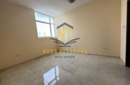Apartment - 2 - 3 for rent in Al Majaz 2 - Al Majaz - Sharjah Apartment - 2 - 3 for rent in Al Majaz 2 - Al Majaz - Sharjah