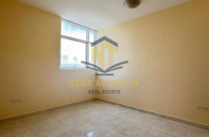Apartment - 2 - 3 for rent in Al Majaz 2 - Al Majaz - Sharjah
