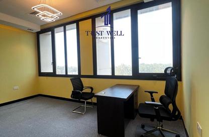 Business Centre - Studio - 7 Bathrooms for rent in Dar Al Salam Building - Corniche Road - Abu Dhabi