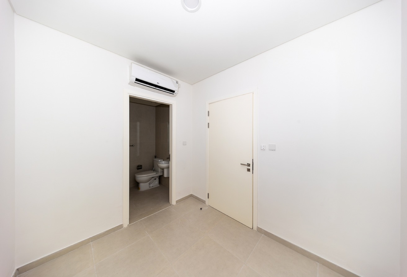4 bedroom townhouse in Jebel Ali Village Townhouses, Jebel Ali: 19