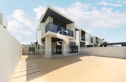 Townhouse - 4 - 5 for rent in Jebel Ali Village Townhouses - Jebel Ali Village - Jebel Ali - Dubai