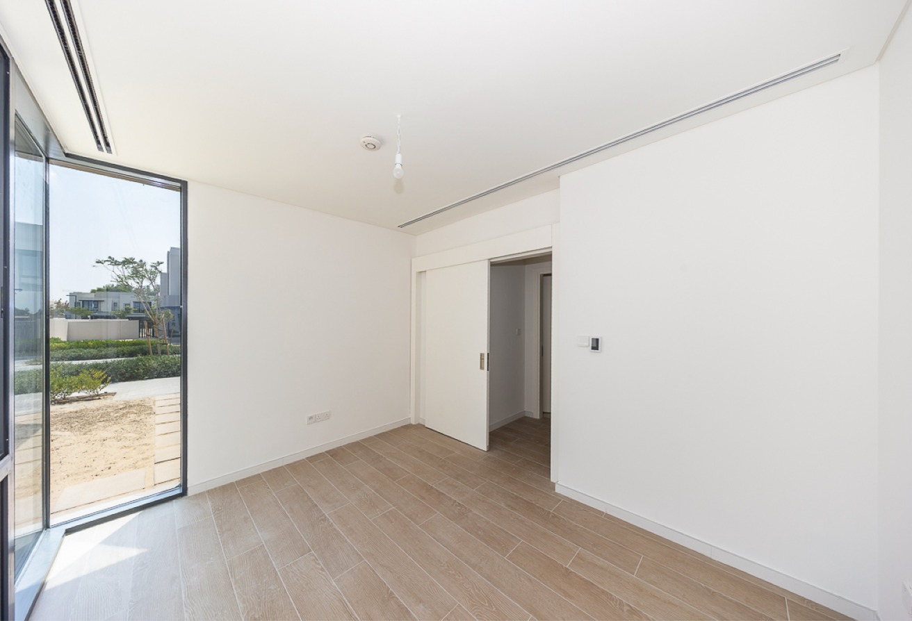 4 bedroom townhouse in Jebel Ali Village Townhouses, Jebel Ali: 12