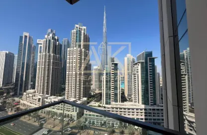 Apartment - 2 Bedrooms - 2 Bathrooms for rent in Vida Residence Downtown - Downtown Dubai - Dubai
