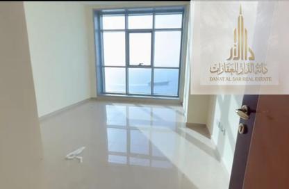 Apartment - 2 Bedrooms - 3 Bathrooms for sale in Ajman Corniche Residences - Ajman Corniche Road - Ajman