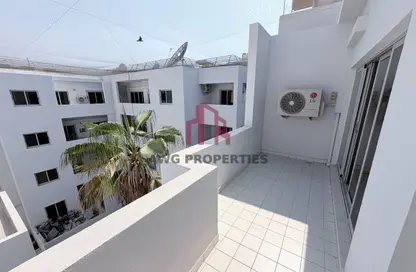Apartment - 2 Bedrooms - 2 Bathrooms for rent in Dar Al Muraqqabat - Al Muraqqabat - Deira - Dubai