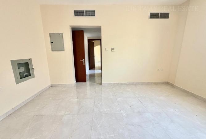 98720413 - Property Main Image