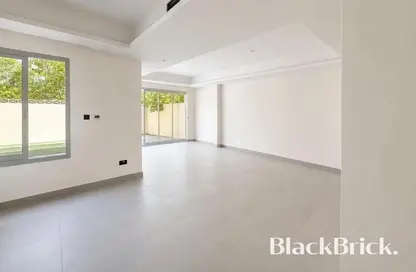 Townhouse - 4 Bedrooms - 3 Bathrooms for rent in Maeen 4 - Maeen - The Lakes - Dubai Townhouse - 4 Bedrooms - 3 Bathrooms for rent in Maeen 4 - Maeen - The Lakes - Dubai