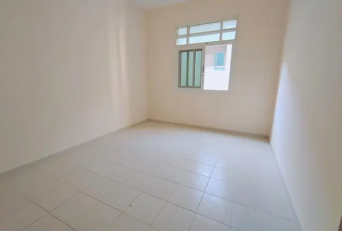 128351305 - Property Image 2